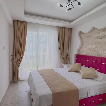 Detached With Private Pool In Oeluedeniz, Вилла *