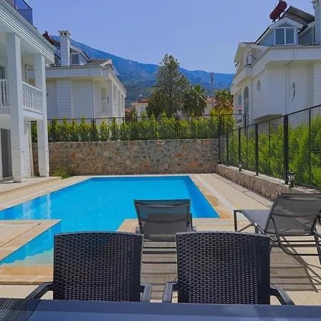 Villa Detached With Private Pool In Oeluedeniz, *