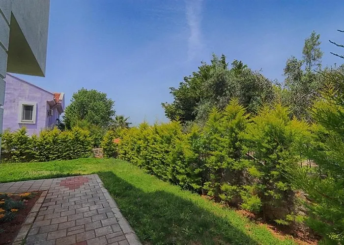 Вилла Detached With Private Pool In Oeluedeniz, Фетхие