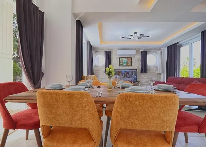 Detached With Private Pool In Oeluedeniz, *