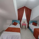 Vilă Detached With Private Pool In Oeluedeniz,