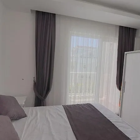 Detached With Private Pool In Oeluedeniz, فيلة فتحية