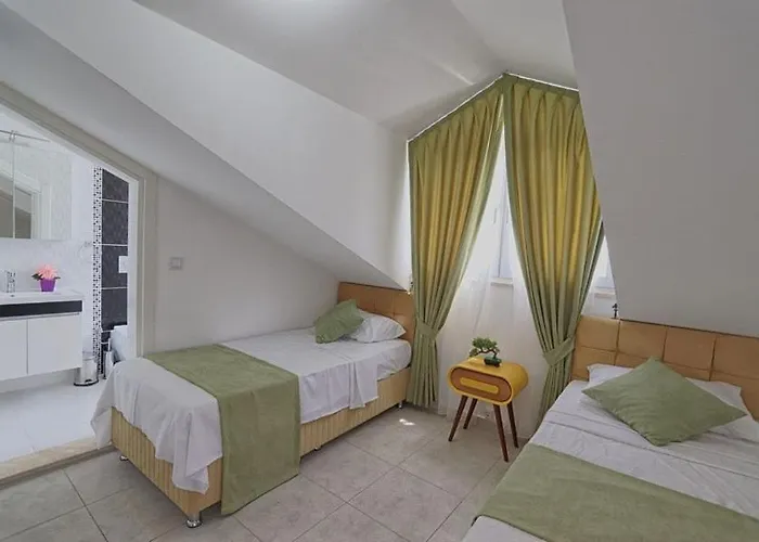 Villa Detached With Private Pool In Oeluedeniz, *