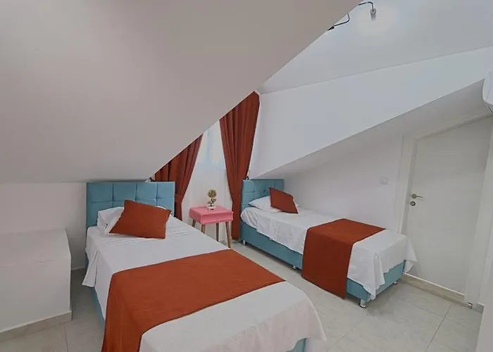 Detached With Private Pool In Oeluedeniz, Villa *