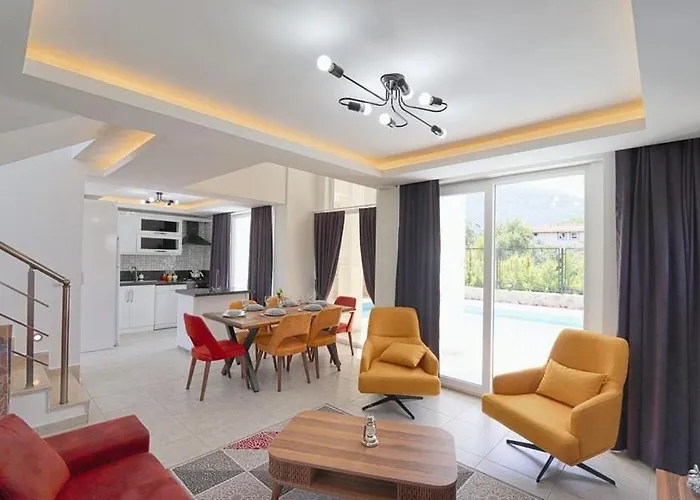 Detached With Private Pool In Oeluedeniz, Villa Fethiye