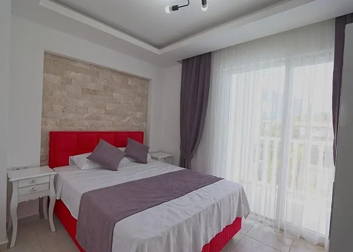 Detached With Private Pool In Oeluedeniz, Villa *