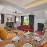 Detached With Private Pool In Oeluedeniz, * Φετιγιέ